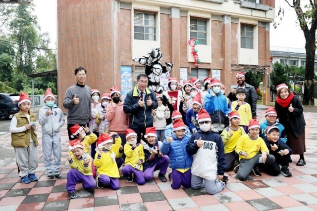 2025龍崎光節：空山祭《焰土新生》12/28開展 黃偉哲邀賞最美山林燈節