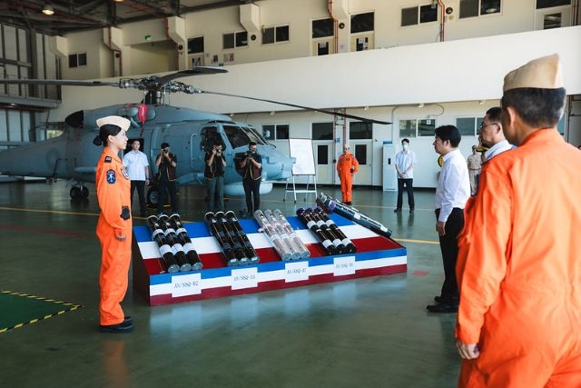 總統勗勉「陸軍工兵訓練中心」及「海軍反潛航空指揮部」