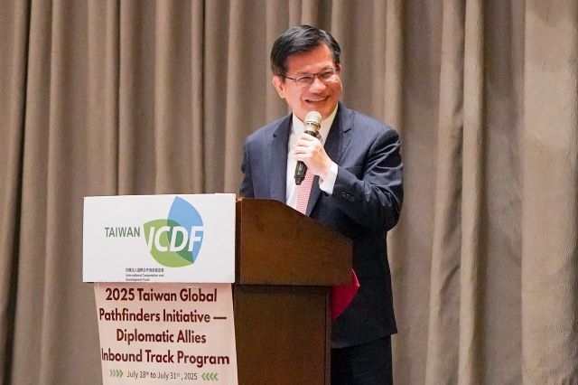 外交部長林佳龍出席「邦交國青年來台圓夢計畫」結訓典禮 高度肯定友邦青年來台兩週的見習交流成果