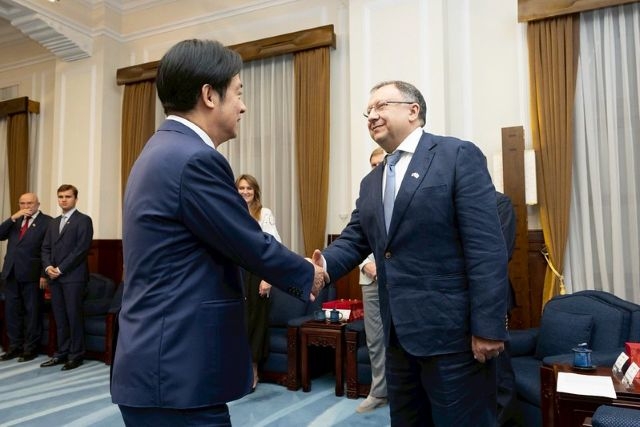 總統接見烏克蘭跨黨派國會議員　期盼提升經貿、科技、人才領域各層面交流合作