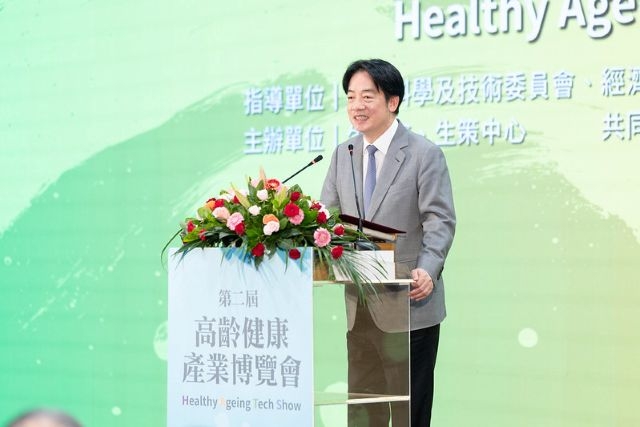 總統出席高齡健康產業博覽會開幕　強調將鞏固三大健康支柱　讓臺灣成為全球高齡化國家幸福指標