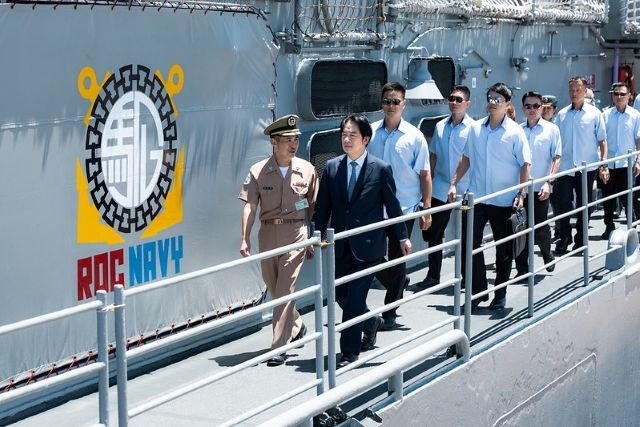 總統勗勉海軍一六八艦隊　期勉秉持忠義軍風守護自由民主的日常生活