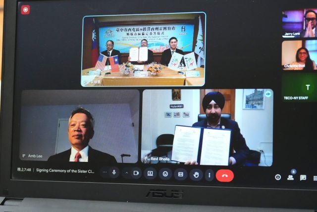 西屯區與霍博肯市透過視訊方式跨海締結姊妹市。 西屯區與霍博肯市透過視訊方式跨海締結姊妹市。