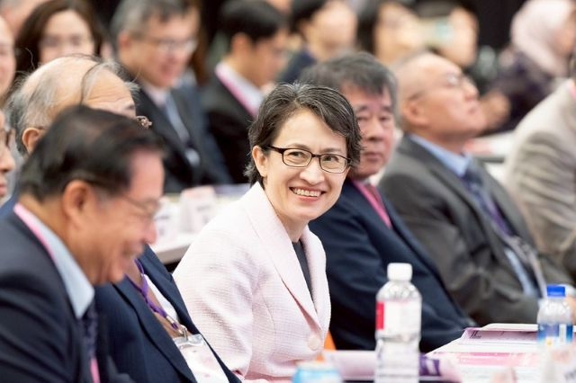 副總統強調政府將持續推動乳癌防治 與醫界攜手打造更完整的照護網絡