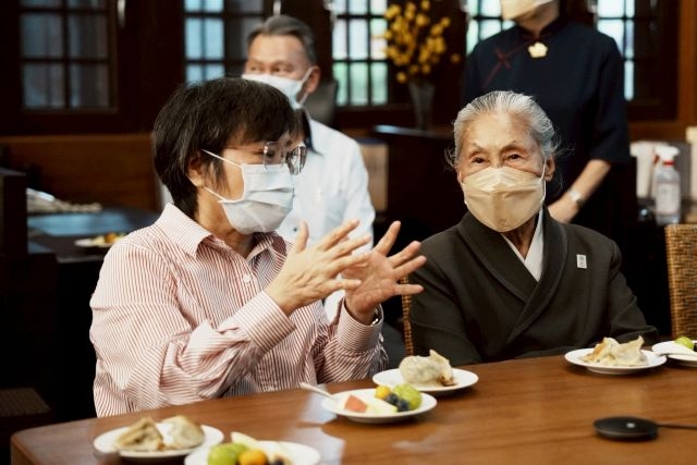 劉世芳拜會證嚴法師 感謝並期續與慈濟密切合作