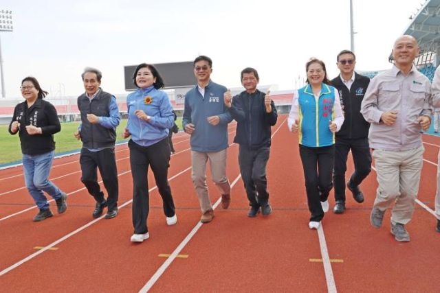雲林縣立田徑場開放囉! 縣長張麗善:請多加利用優質運動休閒場域。 雲林縣立田徑場開放囉! 縣長張麗善:請多加利用優質運動休閒場域。