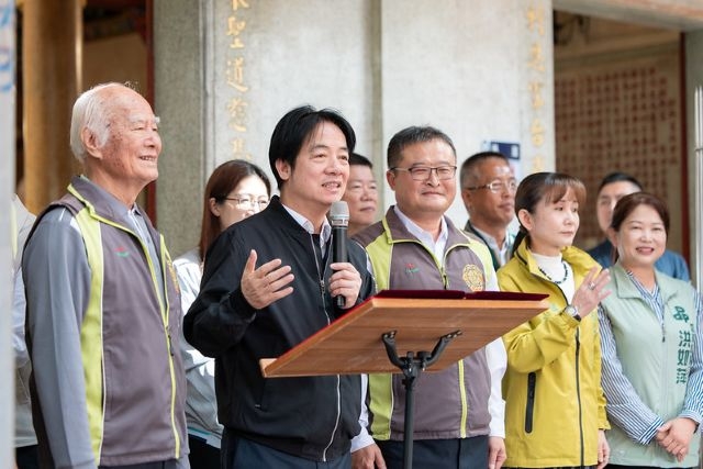 總統致詞。 總統致詞。