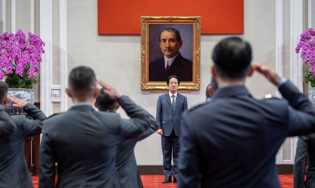 總統今(25)日上午主持「中華民國114年12月份將官晉任授階典禮」。 總統今(25)日上午主持「中華民國114年12月份將官晉任授階典禮」。