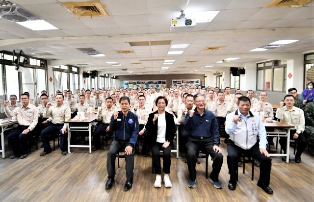 前往成功嶺替代役訓練中心探視彰化子弟兵 勉勵積極提升、創造幸福未來