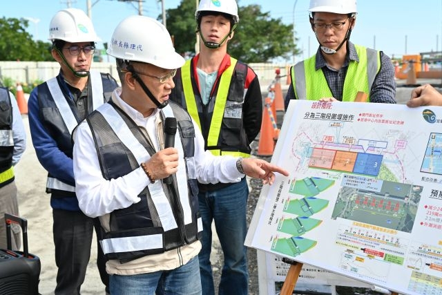 宜蘭縣五結防潮閘門改善工程進度超前代理縣長林茂盛實地視察要求把握非汛期加速推動