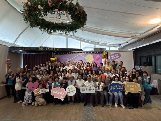 翁章梁出席115年嘉義地區寄養家庭授證暨表揚典禮