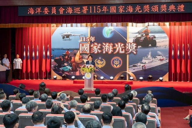 總統出席海光獎頒獎典禮　肯定海巡同仁第一線守護國家安全