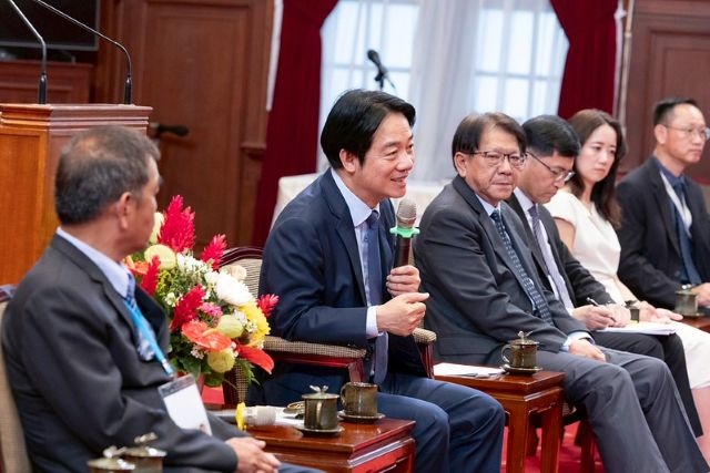 總統致詞。 總統致詞。