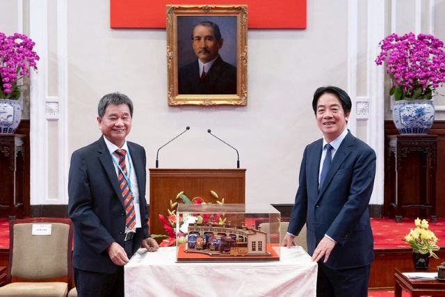 總統接見工廠管理輔導學會　盼公私協力助工廠安心經營、產業穩健升級