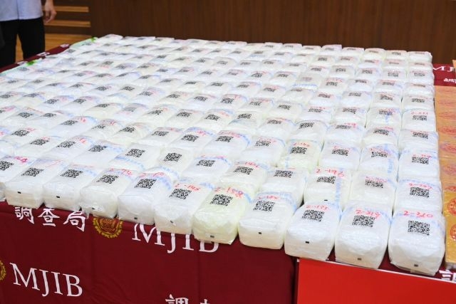 法務部調查局破獲「添發財號」漁船運輸毒品案。 法務部調查局破獲「添發財號」漁船運輸毒品案。