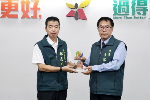 黃偉哲市長深耕自主防災社區。 黃偉哲市長深耕自主防災社區。