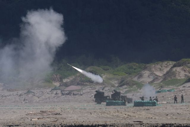 顧部長視導「陸軍115年精準飛彈射擊操演」