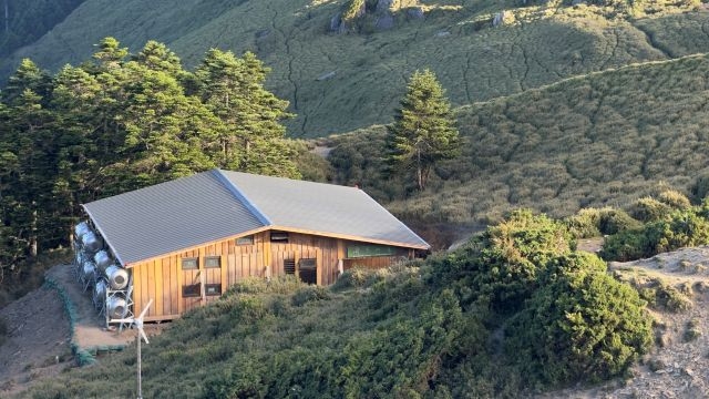 會呼吸的山屋 太魯閣國家公園奇萊山屋完工 兼顧綠能、環保與登山安全 8月試營運