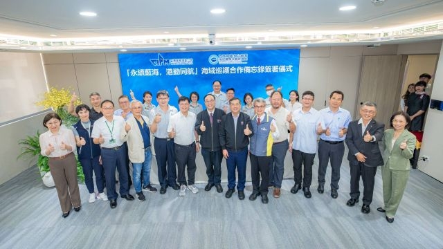 貴賓大合照。 貴賓大合照。