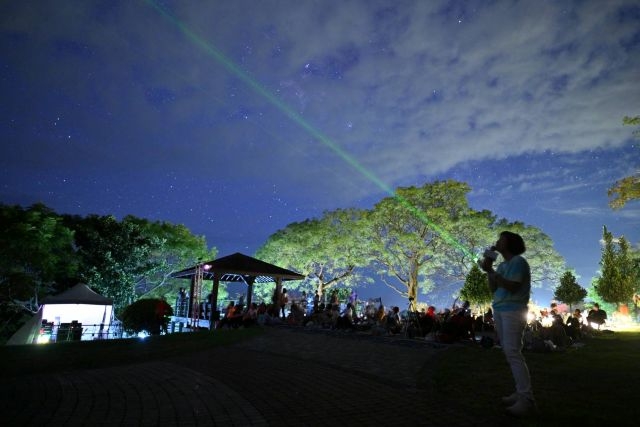 台東最美星空點亮長濱！回聲樂團、強迫人聲唱響八仙洞