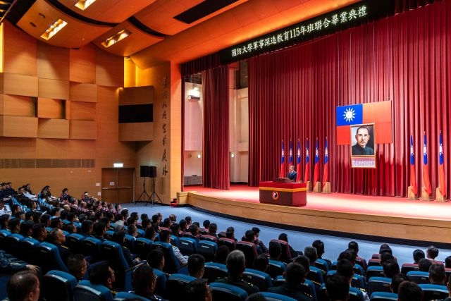 國防部部長顧立雄主持國防大學「軍事深造教育115年班聯合畢業典禮」