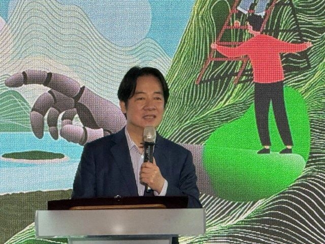 賴清德總統今(30)日上午出席「115年度青年百億海外圓夢基金計畫高雄成果展記者會」 賴清德總統今(30)日上午出席「115年度青年百億海外圓夢基金計畫高雄成果展記者會」